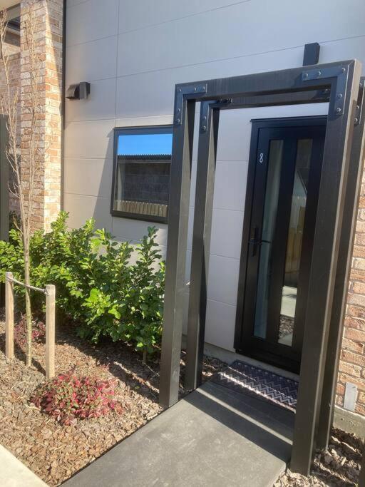 Cheerful 2 Bedroom Townhouse In Addington! Christchurch Exterior foto